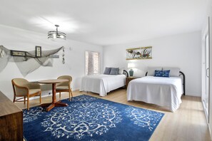 Rumah, Beberapa Tempat Tidur, akses ke kolam renang (Woodlands Lake Oasis) | 3 kamar tidur dan didekorasi berbeda-beda