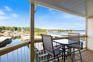 Outdoor dining - Lakeview Condo w/ 2 Pools & Beach - Family Fun Awaits at 21mm (Osage Beach)