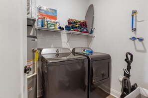 Condo, Multiple Beds, Patio (Luxury Lakeview Oasis) | Laundry