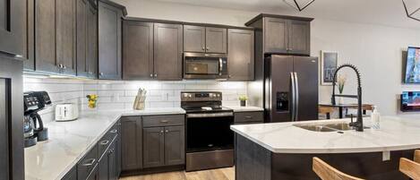 Leilighet, flere senger, terrasse (Topsider Tower) | Eget kjøkken