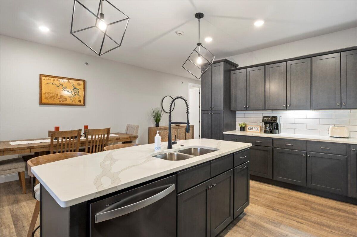 Condo, Multiple Beds, Patio (Topsider Tower) | Private kitchen