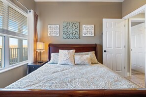 公寓客房, 多張床, 可使用泳池 (Lake Daze Retreat) | 4 間臥室、獨特裝潢、布置獨特