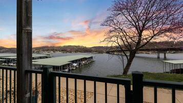 Appartamento, letti multipli, patio (Lake Escape) | Vista dalla camera