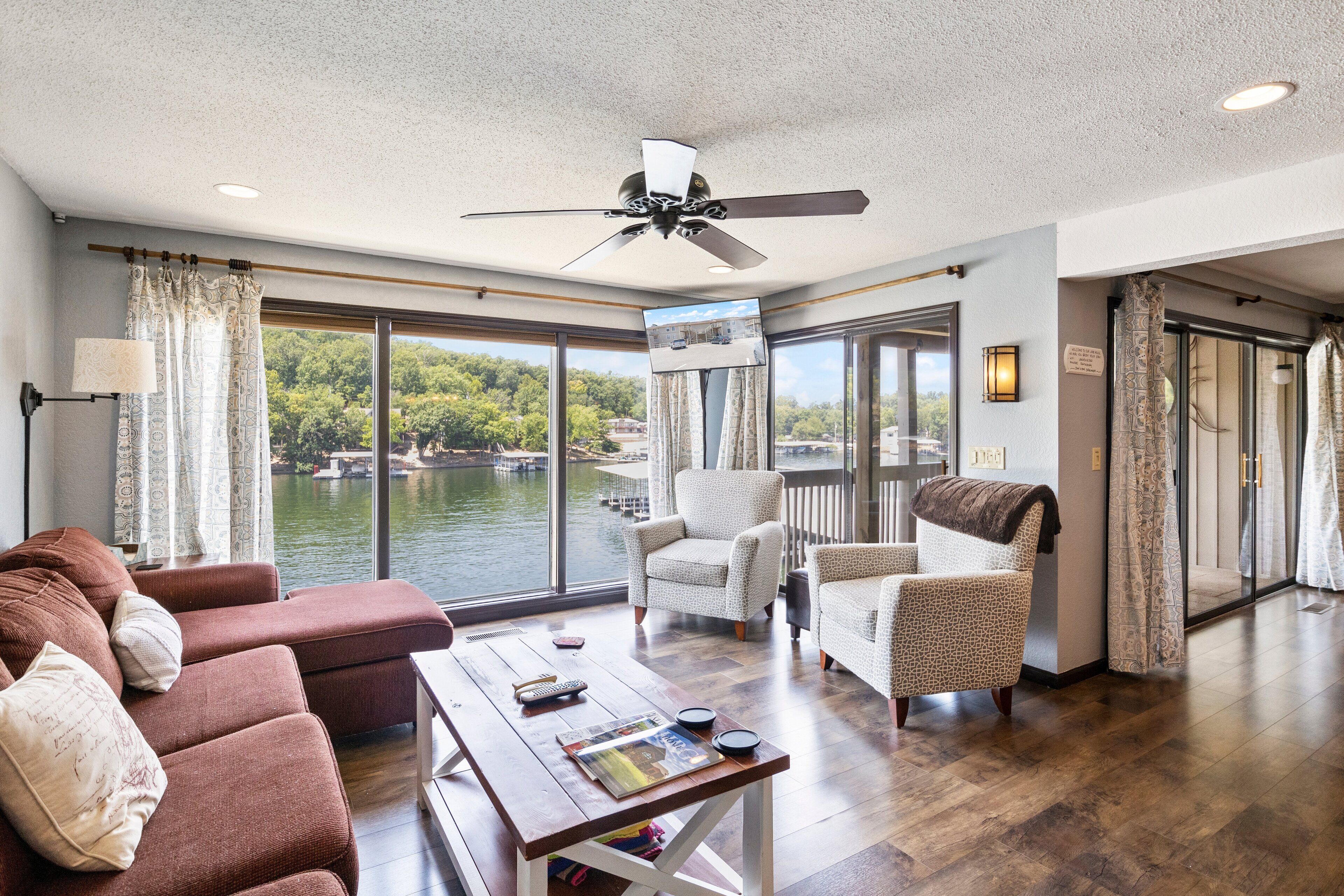 Condo, Multiple Beds, Pool Access (Happy Daze) | Living area