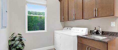 獨棟房屋, 多張床, 庭院 (Hidden Delight) | 洗衣