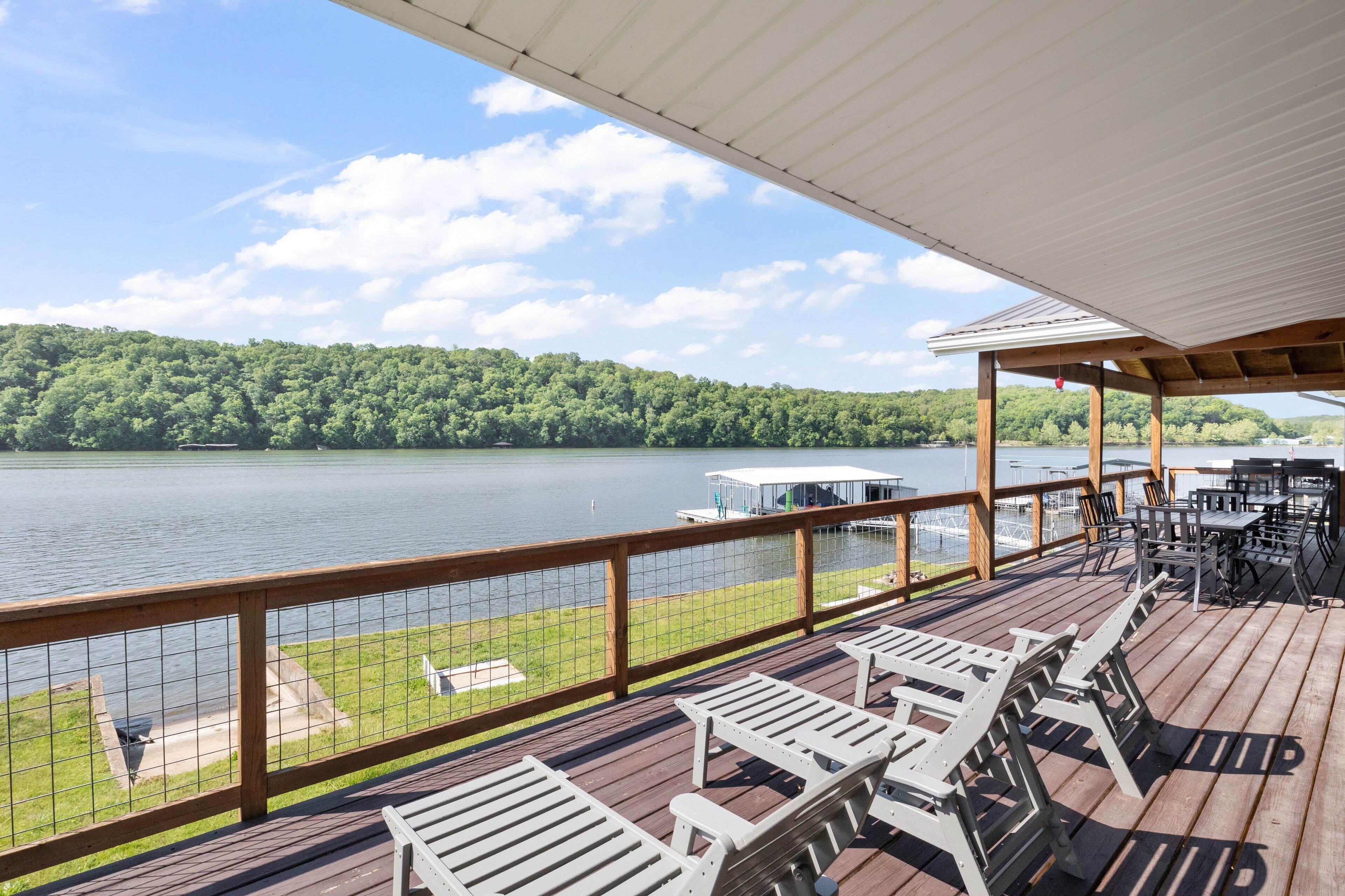 Ferienhaus, Mehrere Betten, Terrasse (Anchor Management) | Blick auf den See