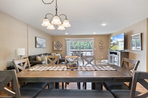 House, Multiple Beds, Patio (Anchor Management) | 6 bedrooms, individually decorated, individually furnished, bed sheets