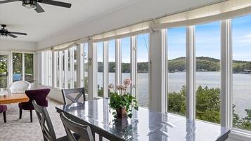 Nhà, nhiều giường, sân hiên (View Haven) | 5 phòng ngủ, trang trí khác biệt