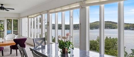 Rumah, Beberapa Tempat Tidur, patio (View Haven) | 5 kamar tidur dan didekorasi berbeda-beda