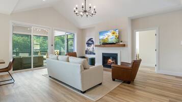 Ferienhaus, Mehrere Betten, Terrasse (Dreaming of Sunrise) | Wohnbereich