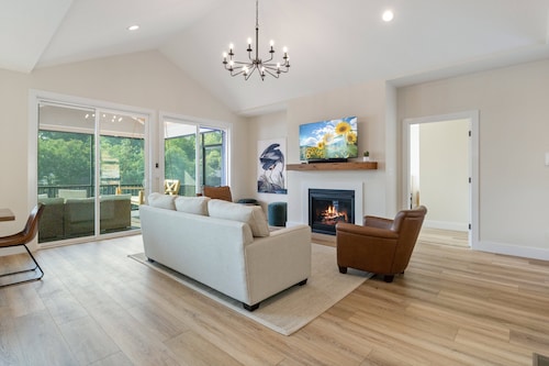 Lakefront Home w/ Arcade Games, Wet Bar, Dock, Workspace & Stunning Views