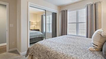 Kondominium, Beberapa Tempat Tidur, hot tub (Sunset Cove) | 3 kamar tidur dan didekorasi berbeda-beda