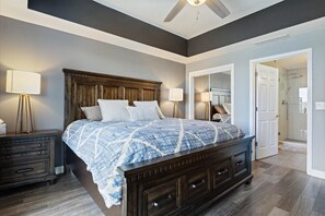 Condo, Multiple Beds, Hot Tub (Sunset Cove) | 3 bedrooms, individually decorated, individually furnished, bed sheets