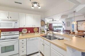 Condo, Multiple Beds, Kitchen (Blessings on Emerald Bay) | Private kitchen - Prime Spot, Breathtaking Views, Nearby Attractions (Lake Ozark)