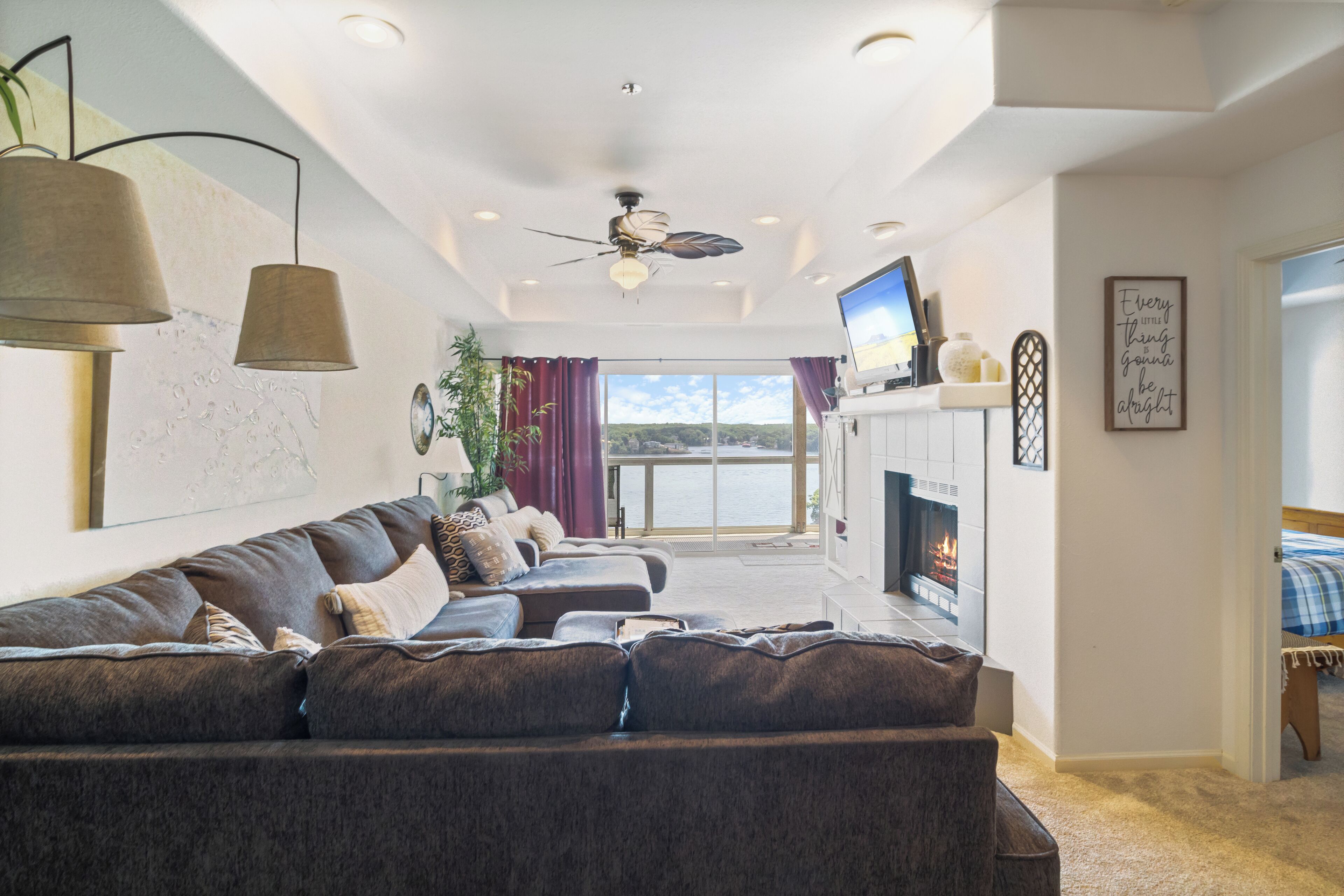 Condo, Multiple Beds, Kitchen (Blessings on Emerald Bay) | Living area