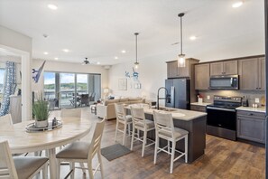 Lägenhet - flera sängar - uteplats (Elevated Oasis) | 3 sovrum, individuell inredning och unika möbler