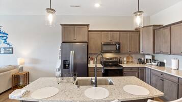 Condo, Multiple Beds, Patio (Elevated Oasis) | Private kitchen