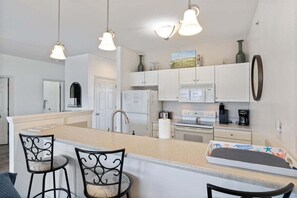 Leilighet, flere senger, balkong (Sweet Sunrise) | Eget kjøkken