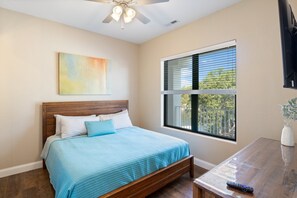 Kondominium, Beberapa Tempat Tidur, akses ke kolam renang (Amazing Topsider Penthouse) | Pemandangan dari kamar