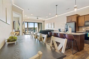 3 bedrooms, individually decorated, individually furnished - Brand New Complex, Central Location, Amazing Views (Osage Beach)
