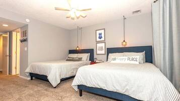 Bloc d'apartaments, diversos llits, accés a la piscina (At The 19) | 3 dormitoris, decoració individual, mobiliari individual i roba de llit