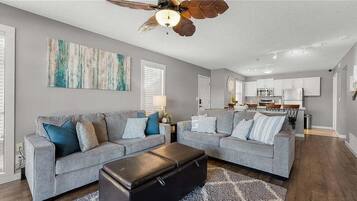 Condo, Multiple Beds, Pool Access (Gibson's Getaway) | Living area