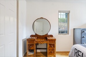 Rumah, Beberapa Tempat Tidur, patio (Gains Place) | 2 kamar tidur dan didekorasi berbeda-beda