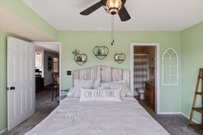 Condo, Multiple Beds, Patio (Cozy Cove Escape) | 2 bedrooms