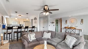 Condo, Multiple Beds, Patio (Cozy Cove Escape) | Living area