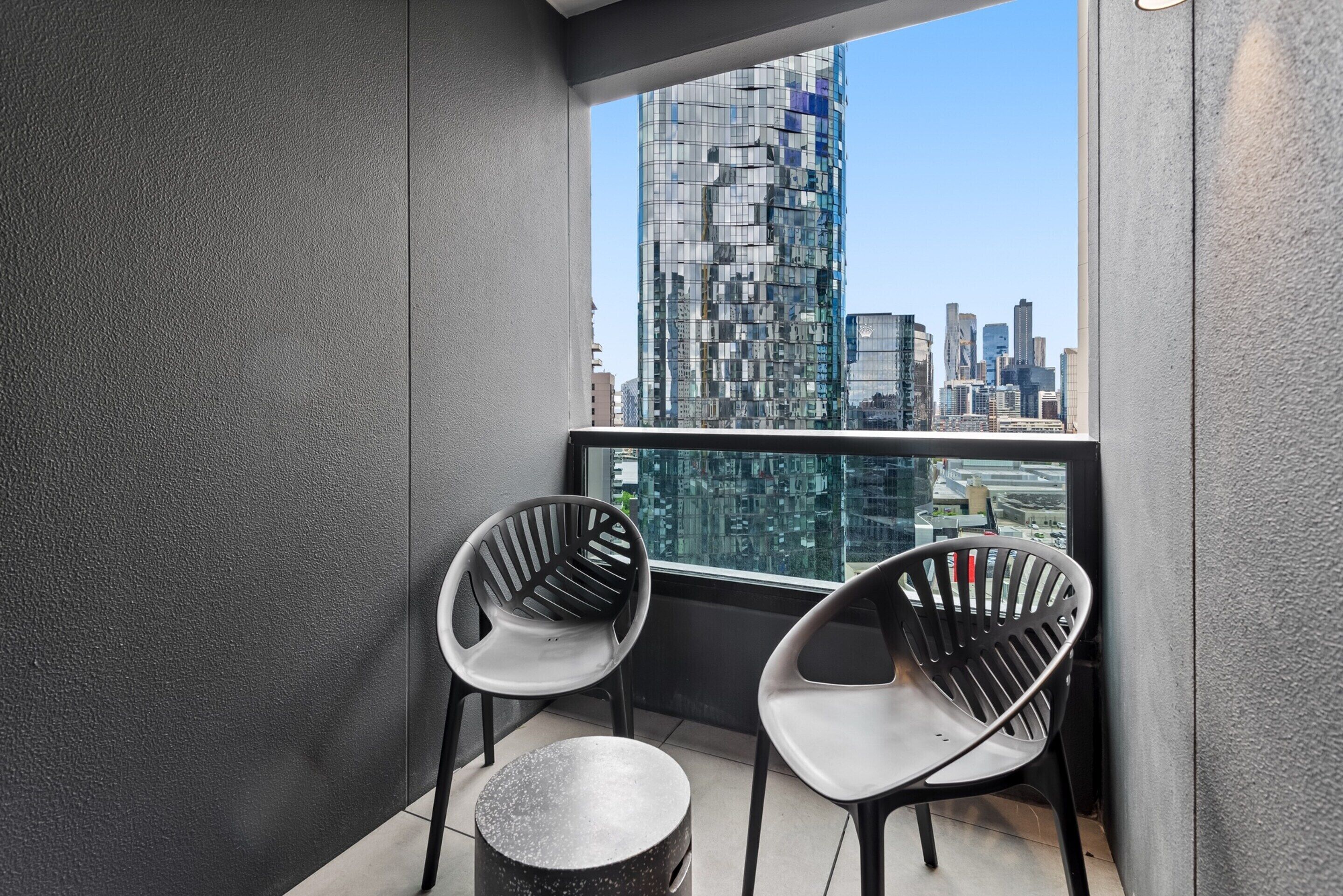 อพาร์ทเมนท์ | ระเบียง