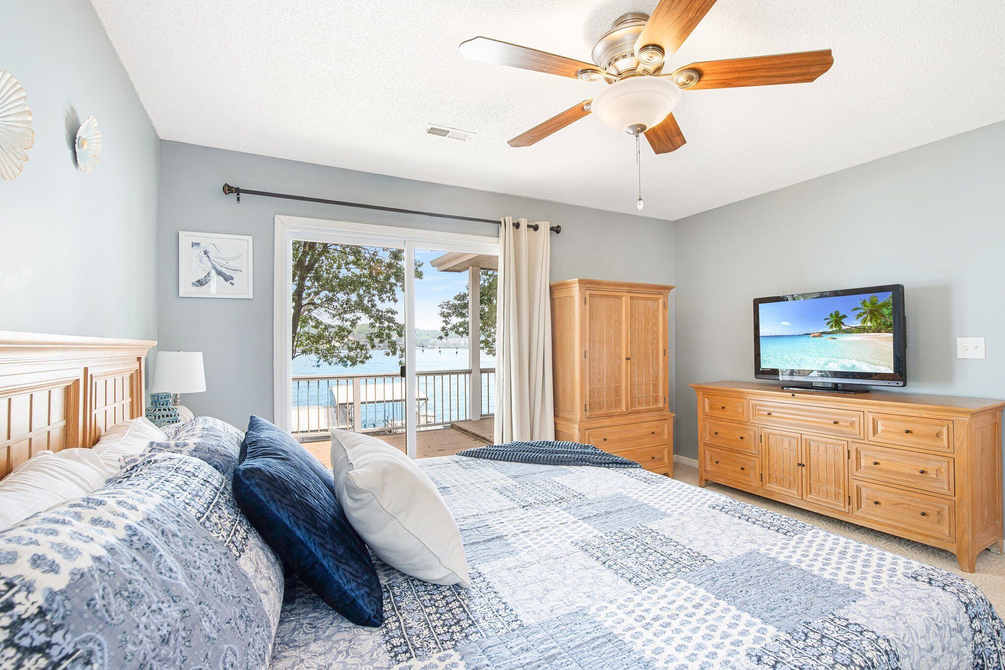 House, Multiple Beds, Patio (The Tides) | 9 bedrooms, individually decorated, individually furnished, bed sheets