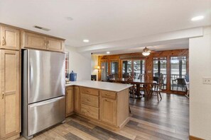 House, Multiple Beds, Patio (Double EE Retreat) | Interior