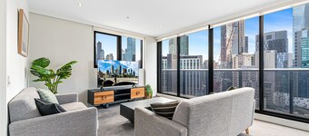 Pristine 2-bed Unit With Beautiful City Landscape