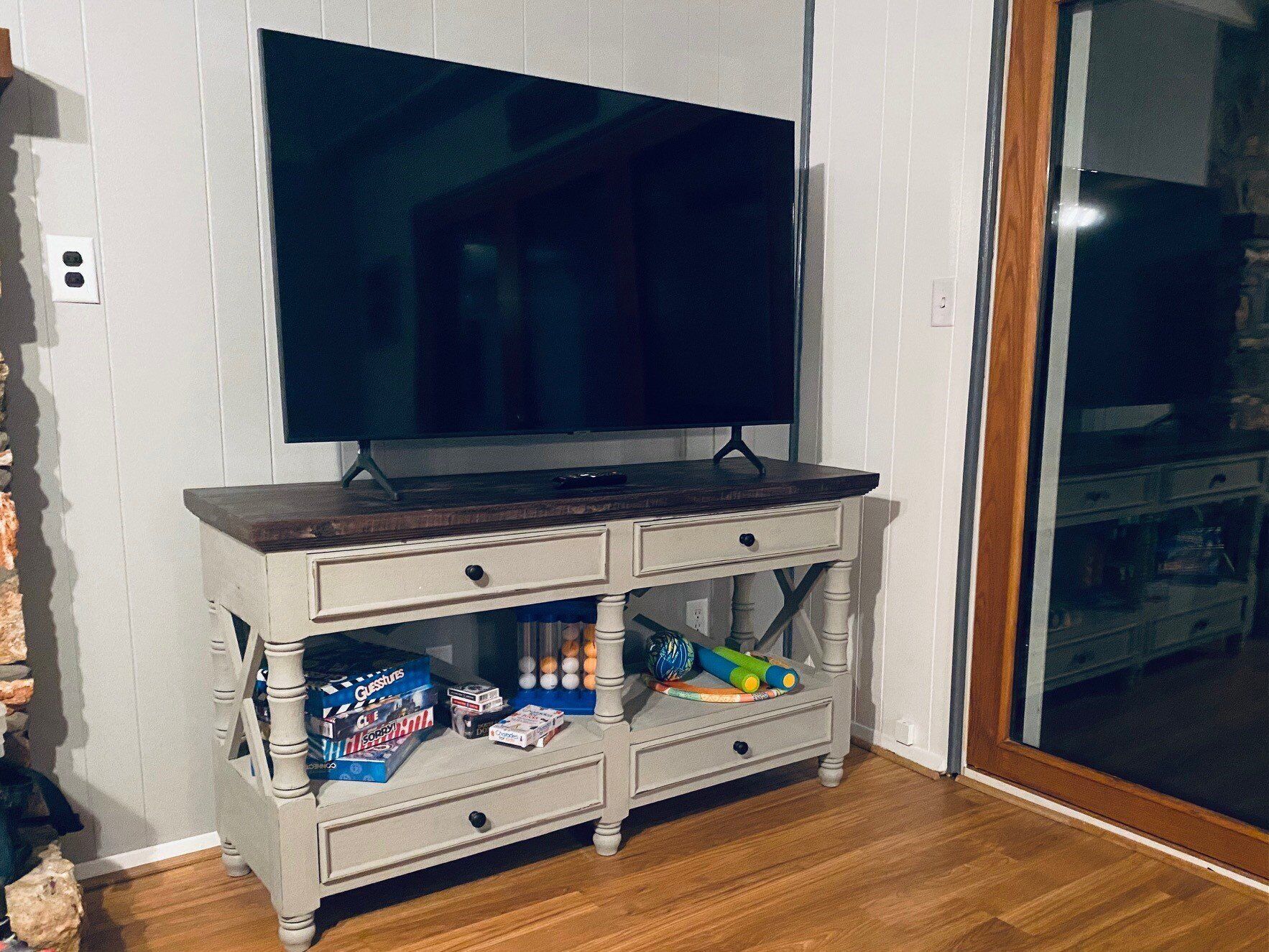 Maison, plusieurs lits, bain à remous (Buck Creek Cottage) | Intérieur