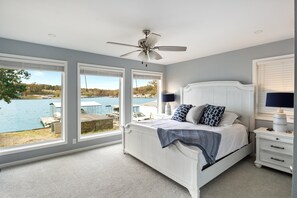 Hus, flere senger, terrasse (CeCe's Sunset) | 3 soverom, individuelt dekorert, individuelt innredet og sengetøy