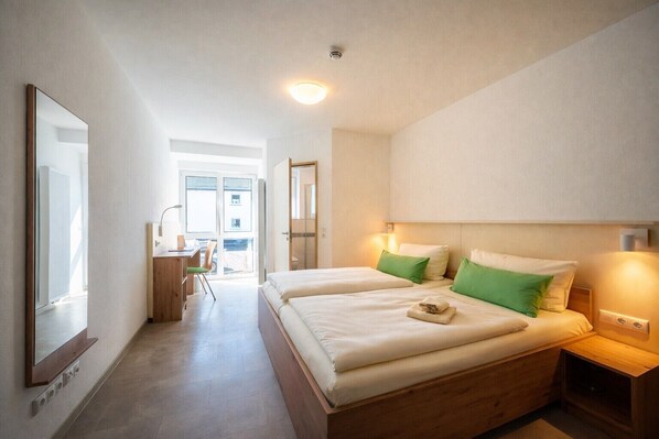 1 bedroom, WiFi, bed sheets