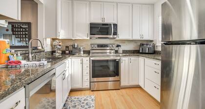 1 Block to Sunset Beach: Dog-Friendly Family Home