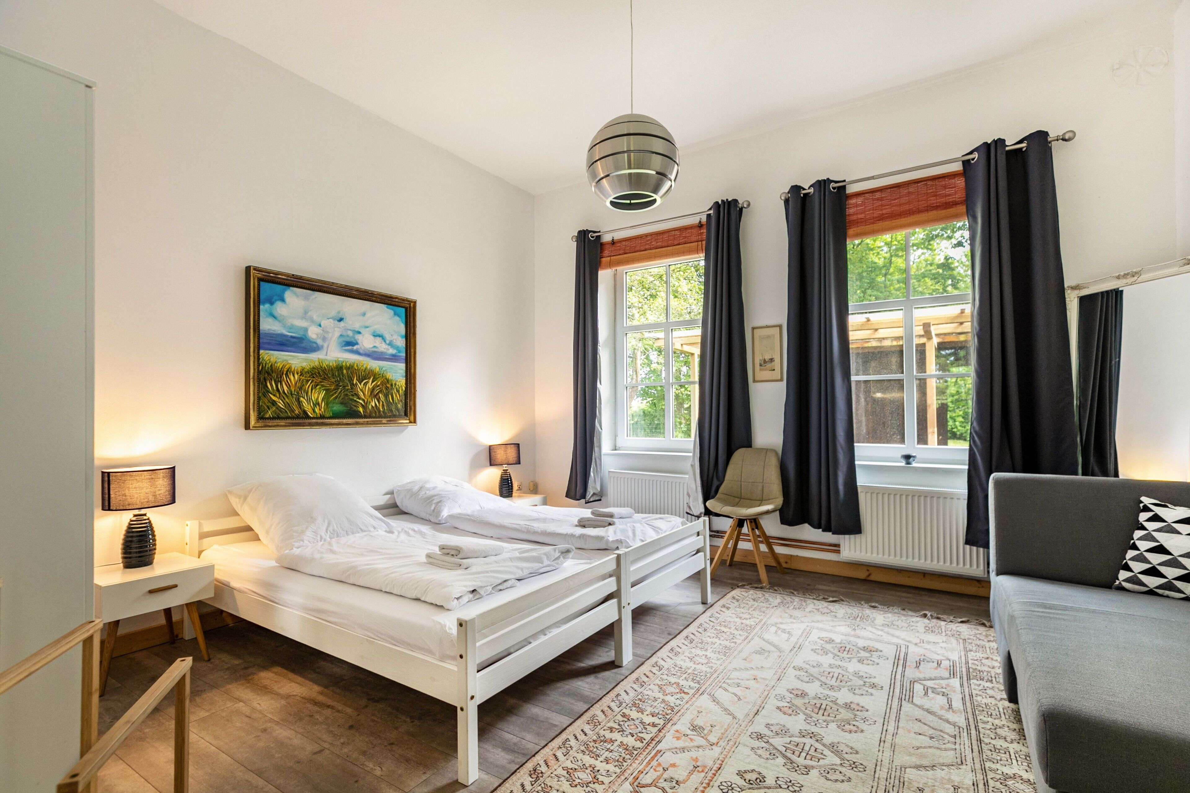 7 slaapkamers, een strijkplank/strijkijzer, wifi, beddengoed