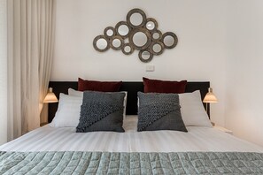 1 bedroom, iron/ironing board, bed sheets