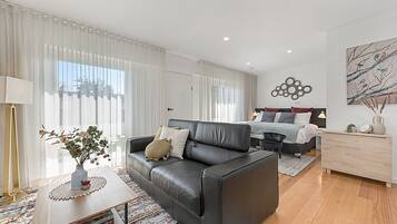 1 bedroom, iron/ironing board, bed sheets