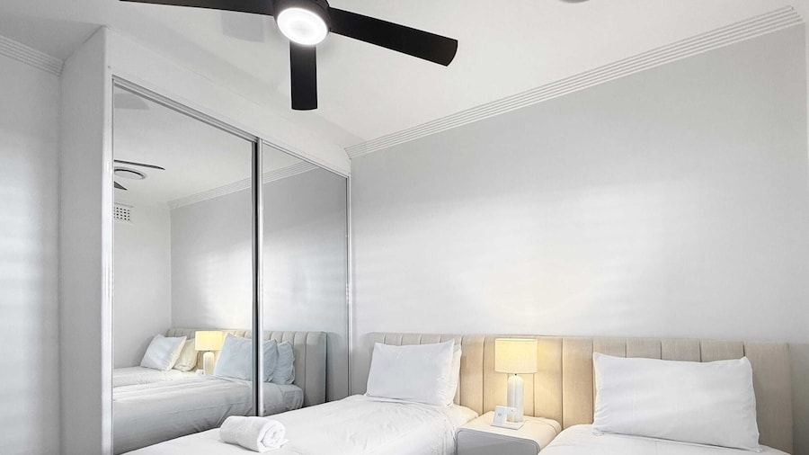 Spacious 3-bedroom Home With Private Pool & BBQ