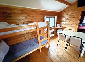 Perhemökki | Oleskelualue