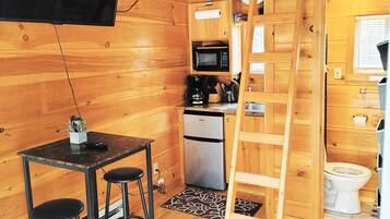 Economy Studio | Living area