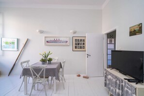 Living room - Apartment Ranieri - One Bedroom Apartment With City View (Dubrovnik)