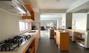 Microwave, oven, stovetop - BIG Ocean View/Nice Pool -Relax on Top of the Mountain & in the Middle of Nature (Provincia de Puntarenas)