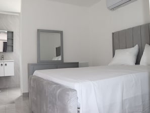 16 chambres, accĂšs Internet, draps fournis