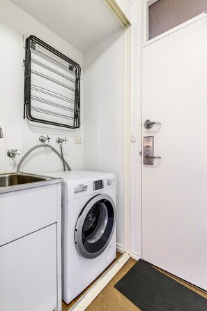 Apartment | Bathroom | Hair dryer, towels, soap, shampoo