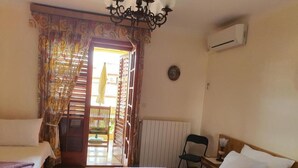 Ảnh chưa phân loại, 3 trong số 26 ảnh, nút