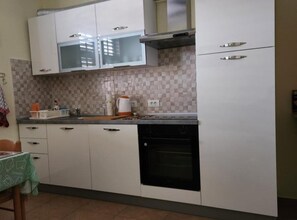 Studio (Studio Apartment (A3)) | Private kitchen