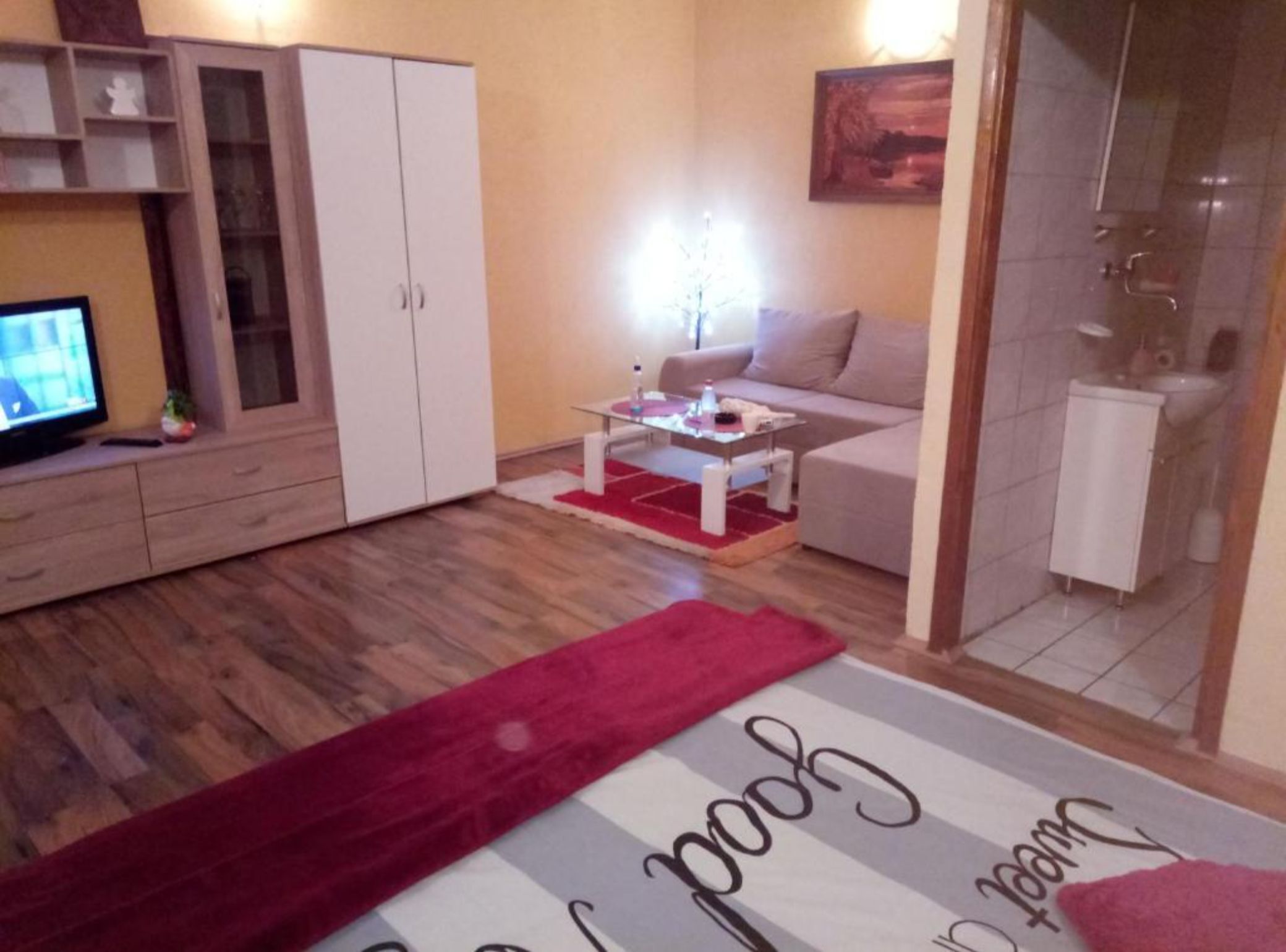2 bedrooms